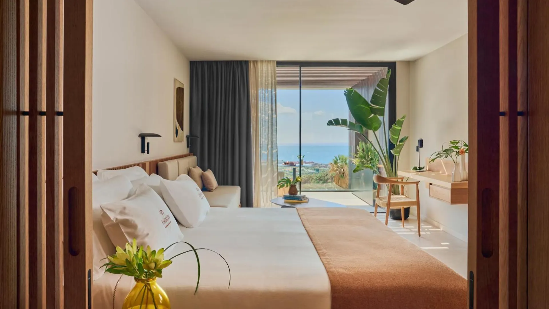 מלון אדחה Royal Hideaway Corales Villas