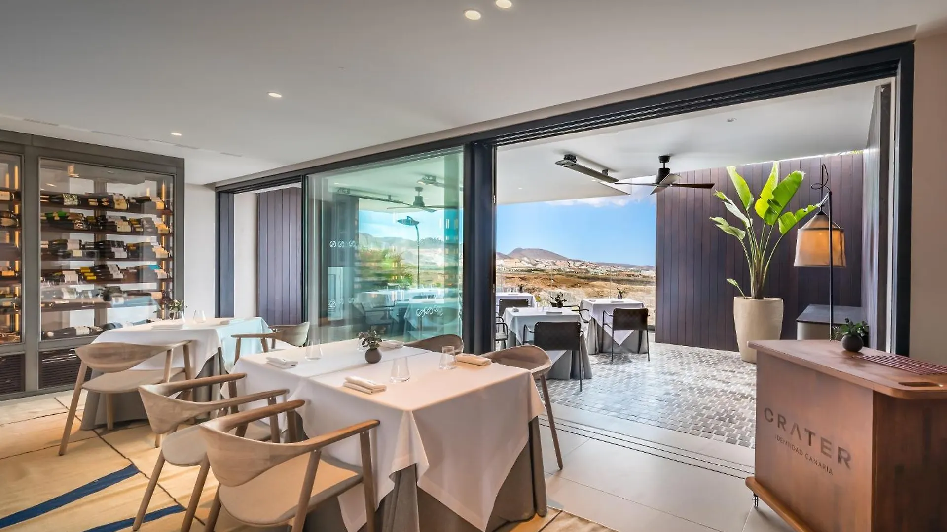 אדחה Royal Hideaway Corales Villas